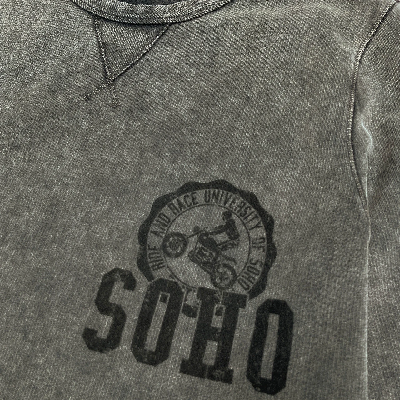 Bowery NYC - Diagonal Crew Sweat - Acid Black 4 Bowery NYC - Diagonal Crew Sweat - Acid Black – Bild 2